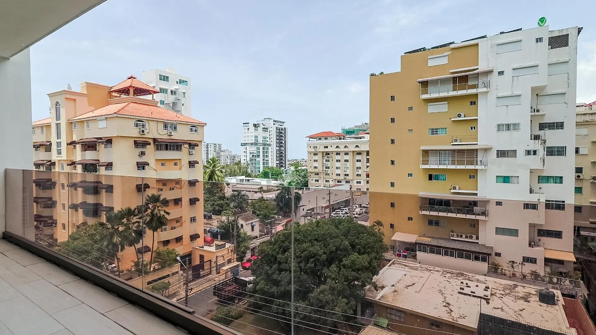 Chic Centric 1Br Apt, King Bed Los Prados Dominikana